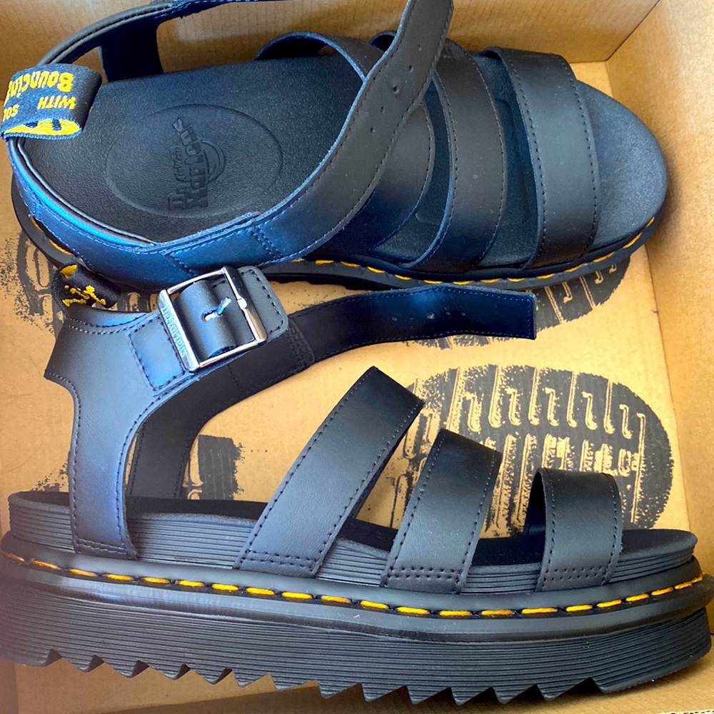 Dr. Marten sandals ( Blaine black) never worn, just tried on.
